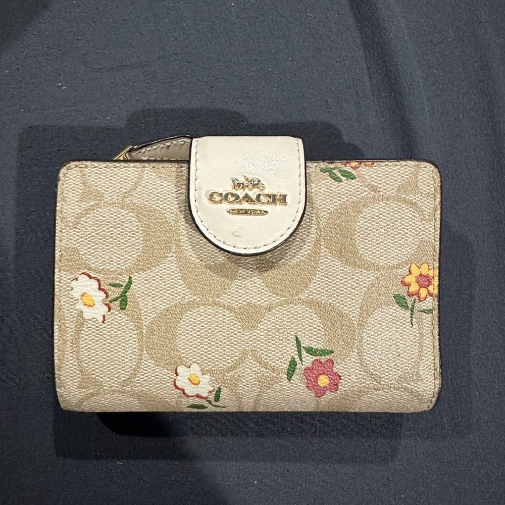 Coach floral wallet